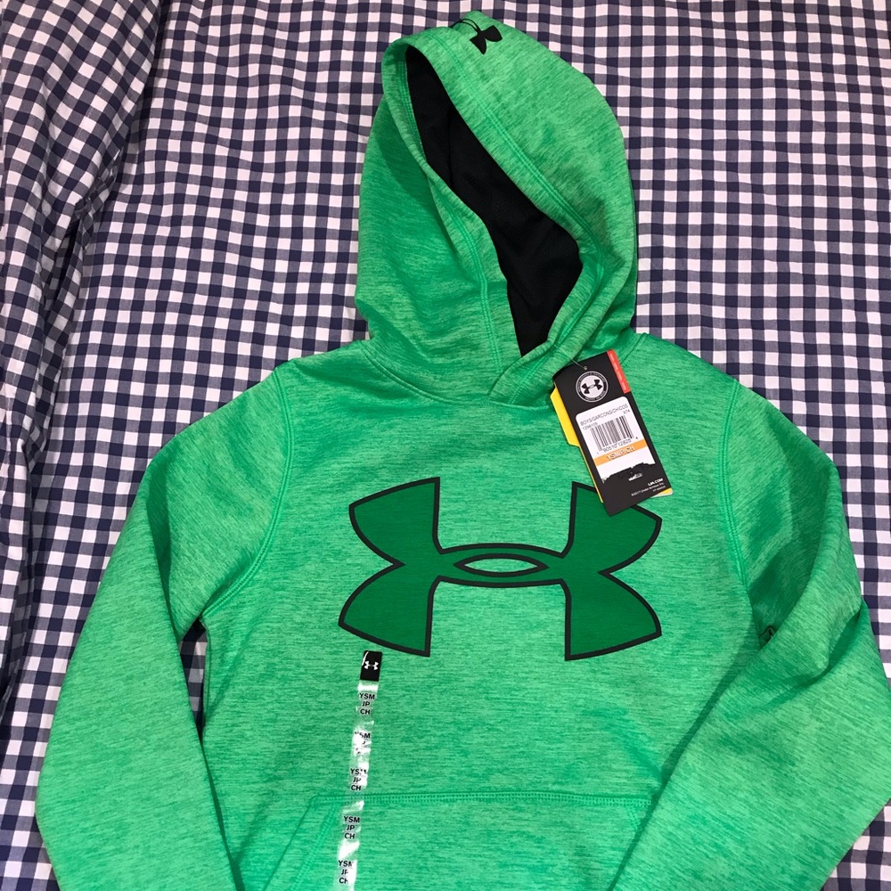 New under armour boys hoodie